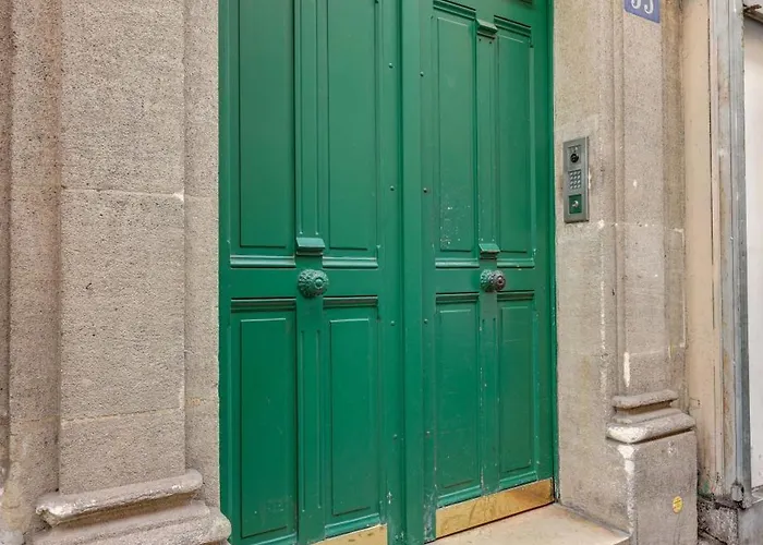Cozy And Modern Next To Sacre-coeur Apartment