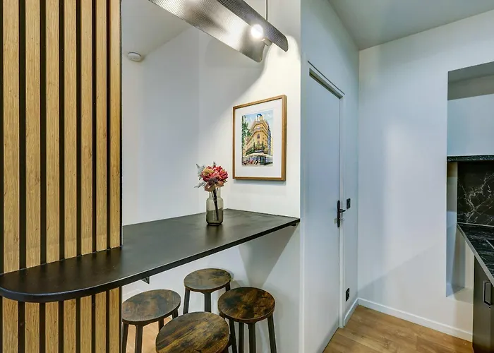 Cozy And Modern Next To Sacre-coeur * Paris